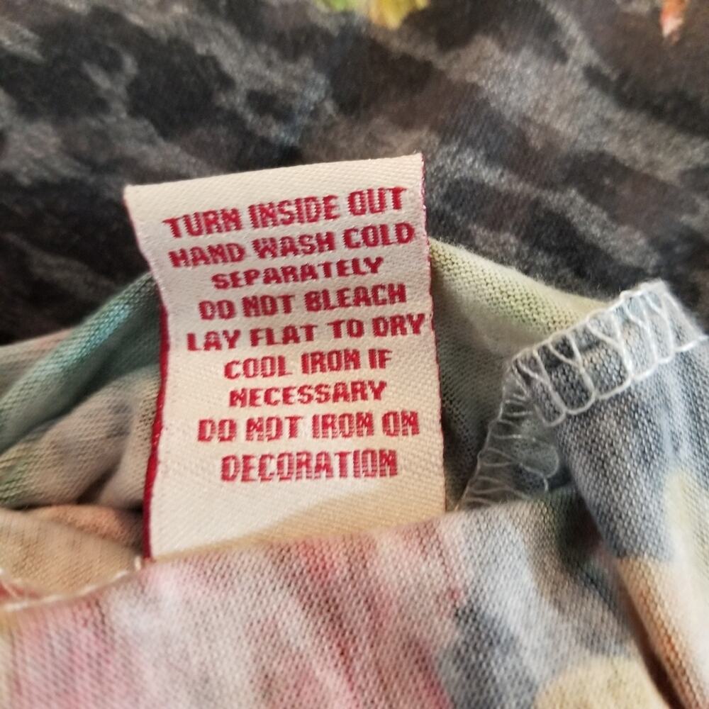 REBA floral top size‎ large - Picture 10 of 12